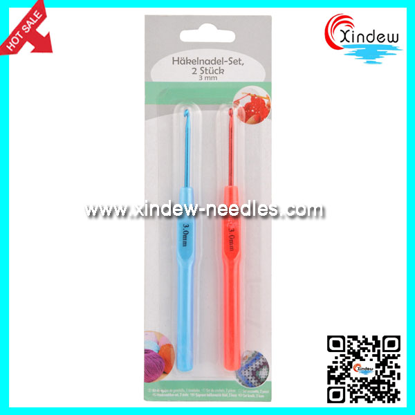 Plastic Handle Aluminum Crochet Hook